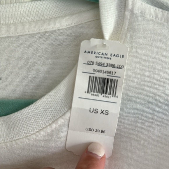 *NWT* Aerie Pride Tee - Picture 3 of 3